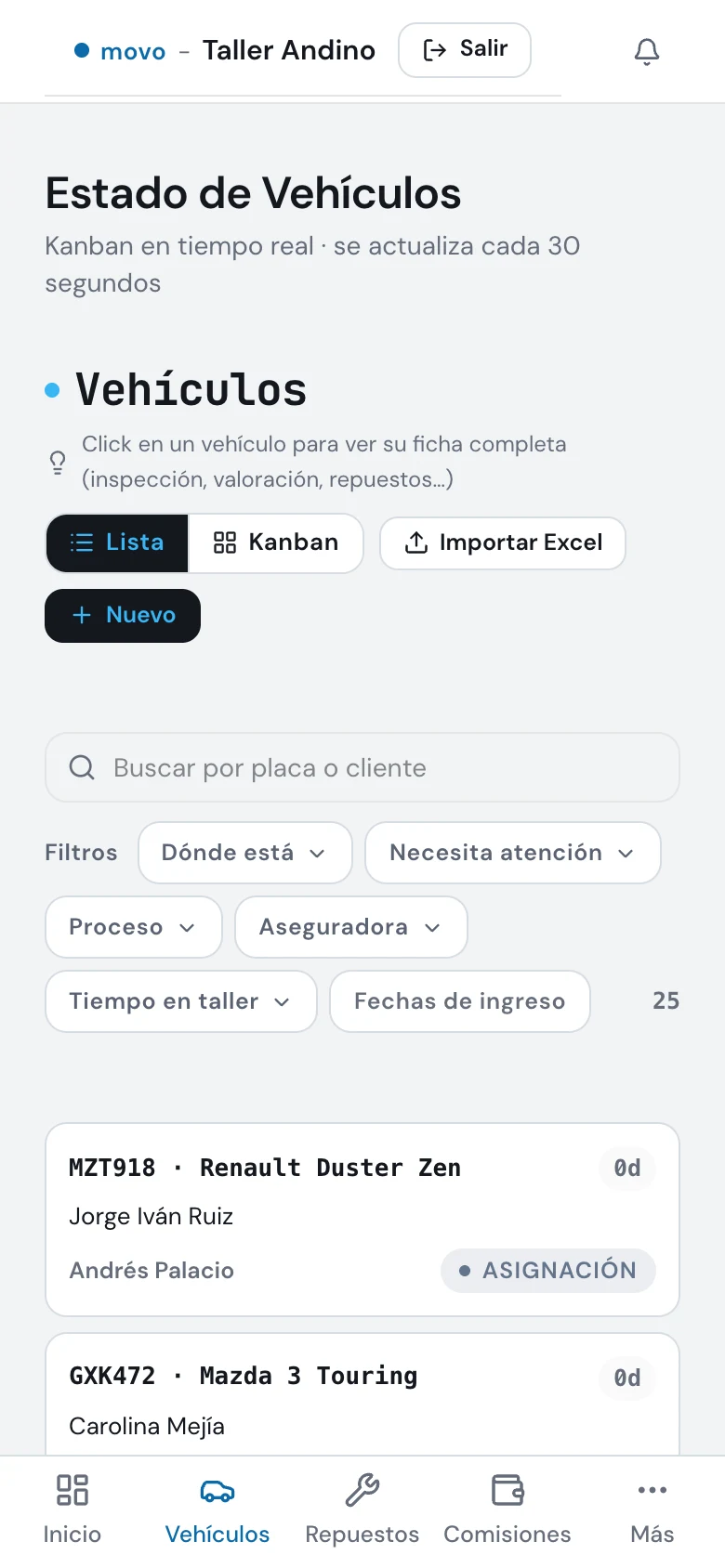 Vista móvil real de movo: los vehículos del taller desde el celular